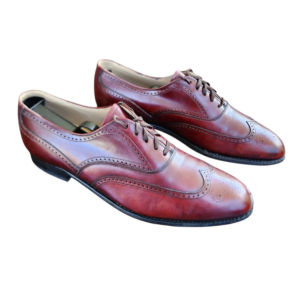 Vintage Johnston & Murphy Aristocraft Mens Size 9 Brown Burgundy Wingtip Oxfords